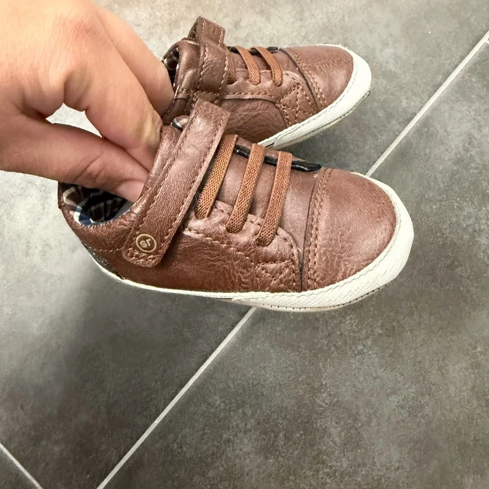 Stride Rite Suprize Lee Brown Leather Baby Shoe 12-18M